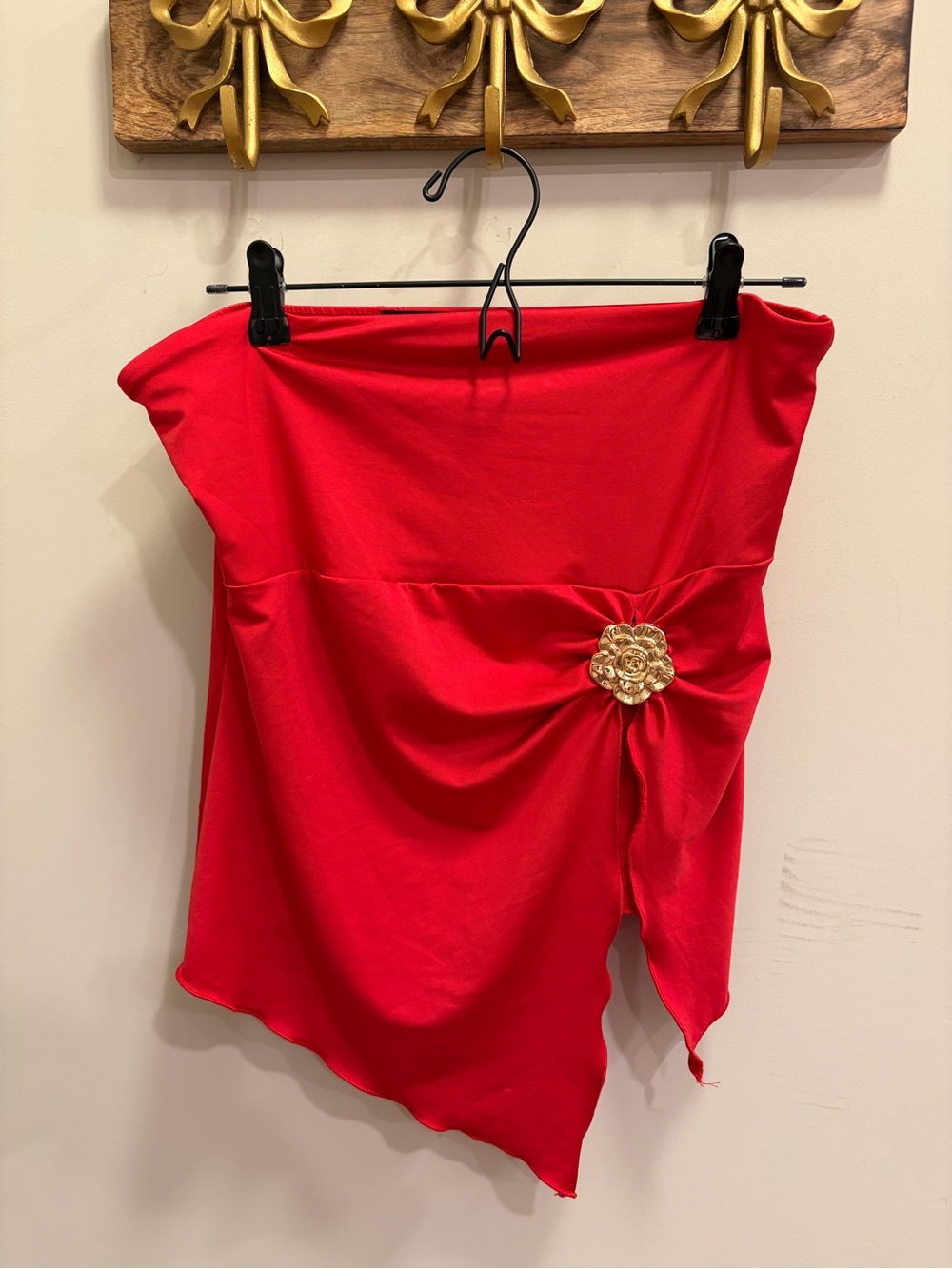 July Polly Size XL red strapless top